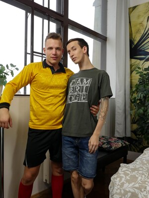 Hunky Florian Mraz Pounds Away At The Tight Ass Of Gregor Gilead