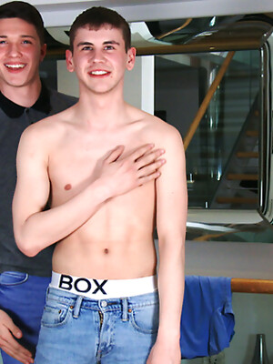 Young Straight Marco's First Man Wank & Suck & it's Lucky Dominic Who Plays with his Big Uncut Cock!