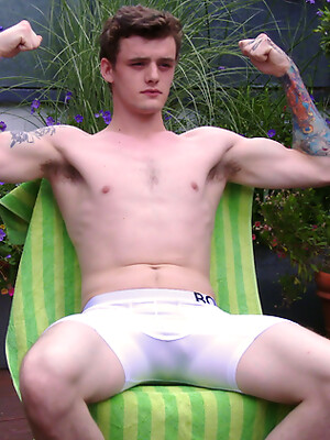 Straight Young Boxer Kieran Wanks his Thick Uncut Cock & Shoots his Load!