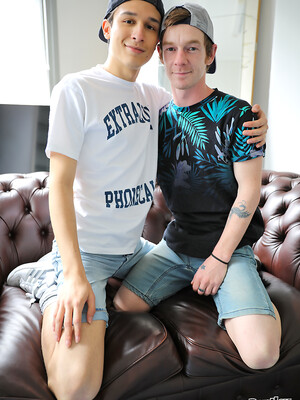 Aussie boy Cody James is hooking up with Andy Samuel