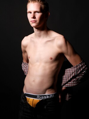 Niels  real dutch blond