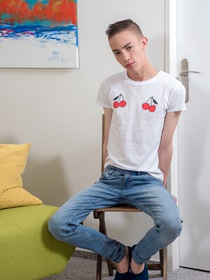 Twinks Nick Danner solo