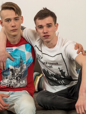 Twinks Vitali Kutcher and Victor Vittu love bareback anal