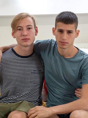 Sexy Alec Loob fucks Casper Ivarsson