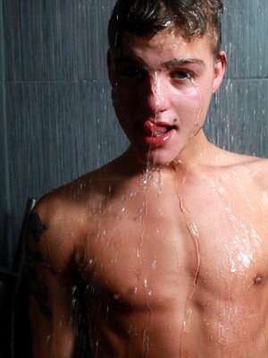 Lino getting wet