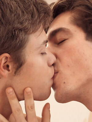 Sammy Poulain & Helmut Huxley