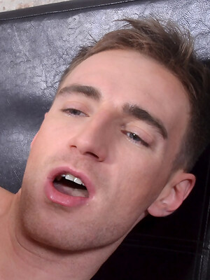 Twink Hole Gets Pounded