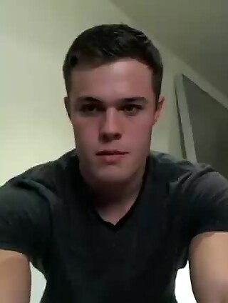 Michael Evans Jerks Off Live Webcam