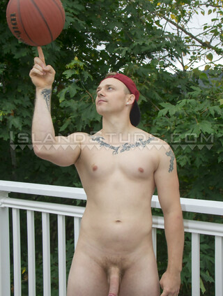 8" Xmas Basketball Jock Greyson: Proud Dad of 3, Opens Gaping Hole x3, Pees, Works, Blasts Jizz in Chilly Winter!