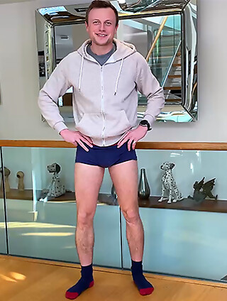 Straight Young Athletic Footballer Returns & Wanks his Hard Uncut Cock & Cums Everywhere!